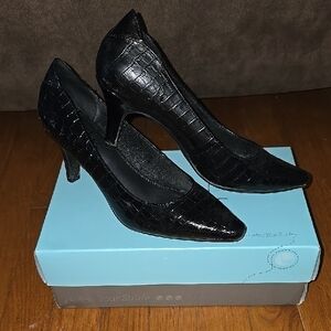 Life Stride Black Textured Heels